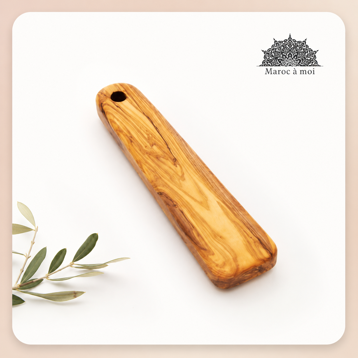 Planche à Fromage & Découpe en Bois d’Olivier – Élégance Artisanale