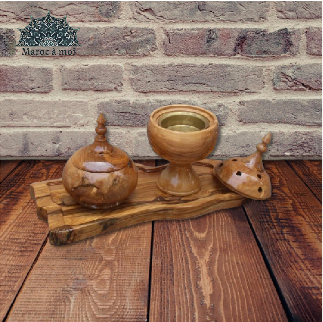 Encens en Bois d’Olivier – Sérénité Artisanale